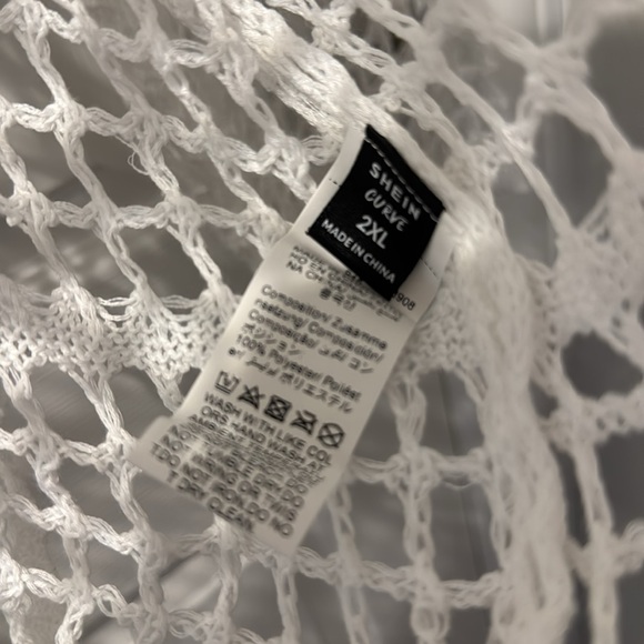 Cute Hollow Out Sweater - Picture 2 of 3